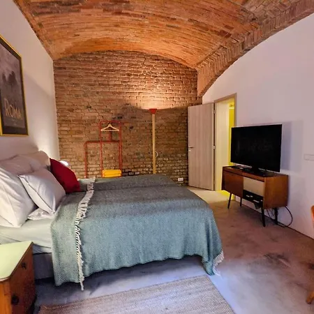 Romantic And Atypical In Prague's Montmartre Apartment