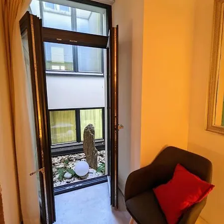 Romantic And Atypical In Prague's Montmartre Prague