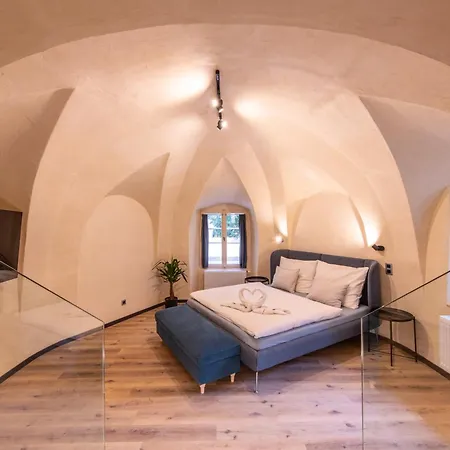 Locals Monastery Apartamento Praga