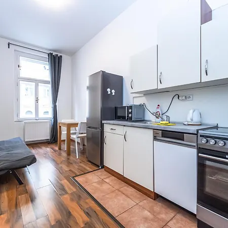 Apartment Kamenicka 23 Prague