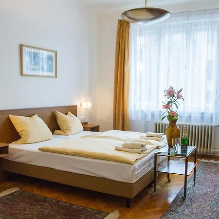 Karnet 3* Praha