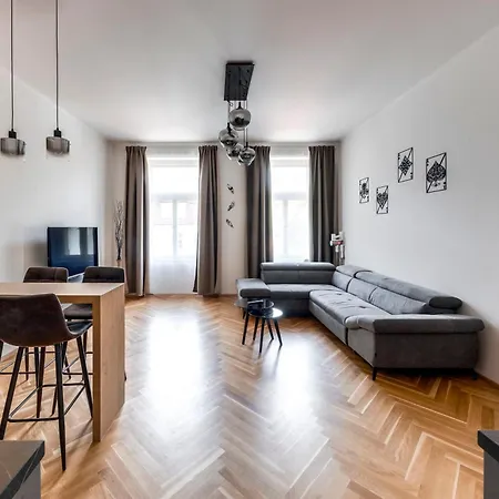 New Town Oases Apartment *