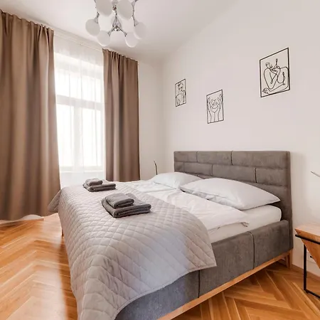 Apartment New Town Oases Prague