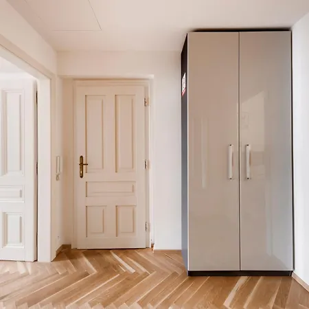 Apartment New Town Oases Prague