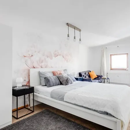 Cozy & Quiet Center Attic With Castle View - Vtub Apartment *