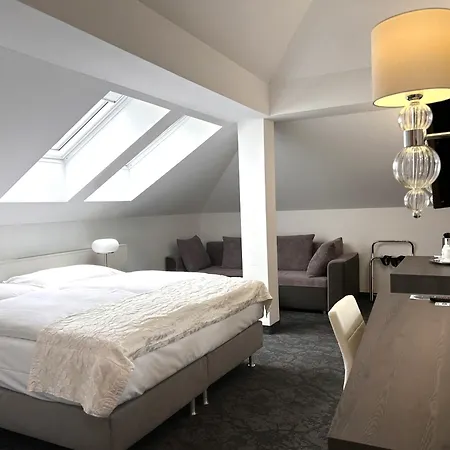 Machova Hotel