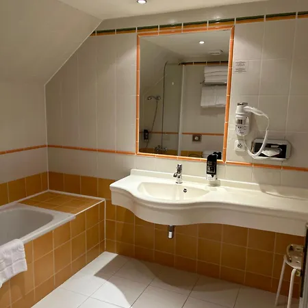 Machova Hotel 3*