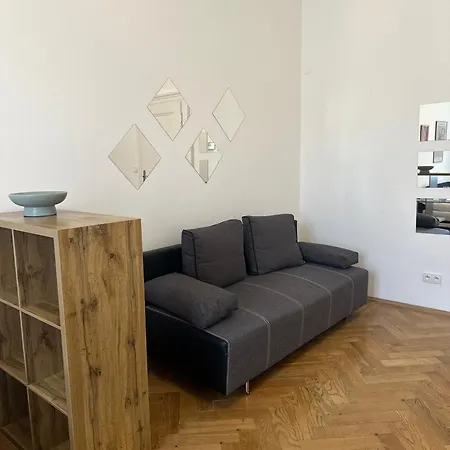 Modern Skorepka 4