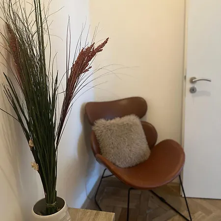 Modern Skorepka 4 Apartment