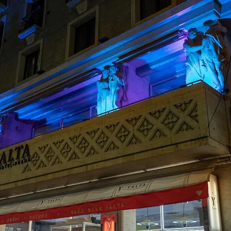 Ξενοδοχείο Jalta Boutique 5*