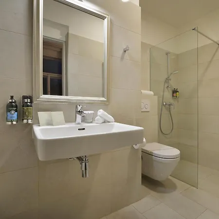 Aparthotel Little King Old Town