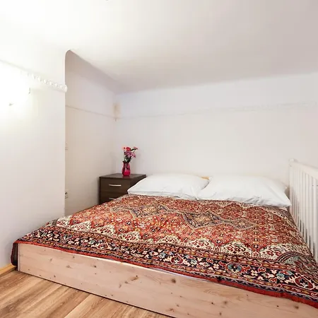 Apartment Hybernska *