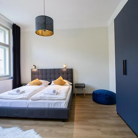 Apartment Spacious Cr Without Elevator