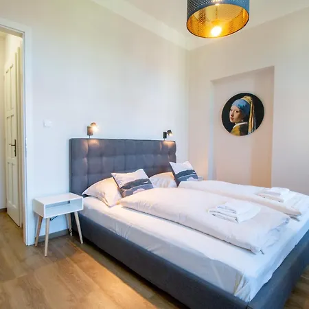 Spacious Cr Without Elevator * Prague
