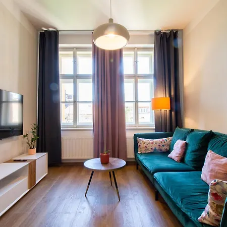 Spacious Cr Without Elevator Prague
