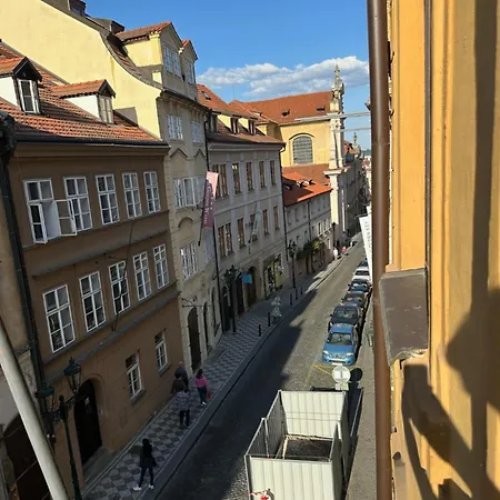 Nerudova Lägenhet