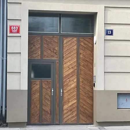 Eliska Apartamento *