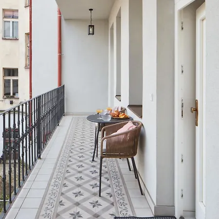 Lägenhet Days - - Balcony - Next To Vysehrad Castle Prag