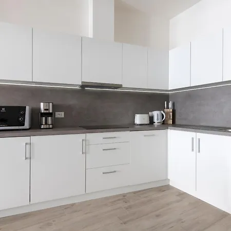 Apartmanhotel Kinsky Garden And By Dwellfort Prága