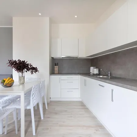Apartmanhotel Kinsky Garden And By Dwellfort