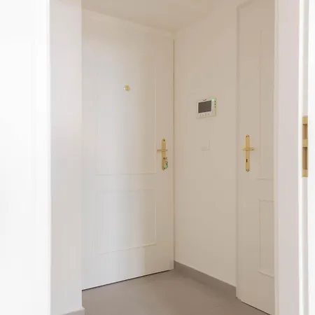 National Museum View Apartment Prague