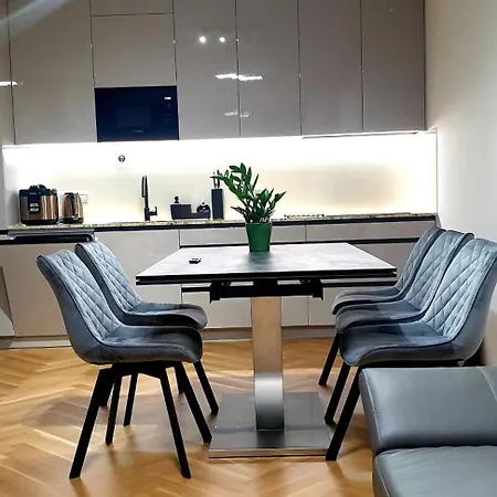 Vikys Apartmán *
