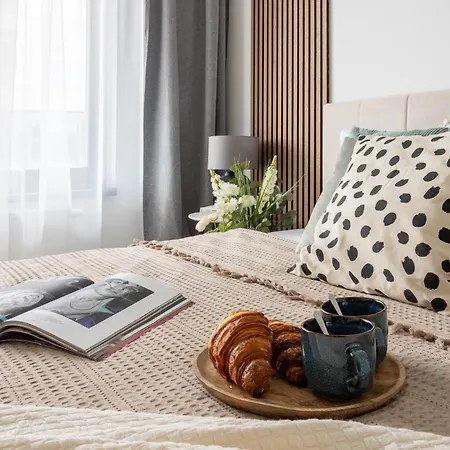 Apartment Baby Friendly Apt With Terrace And Ac In Karlin By Days *