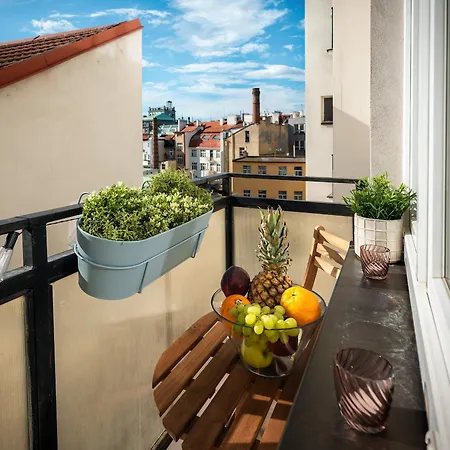 2br 1,5bath Chic Near Wenceslas Square 아파트 *