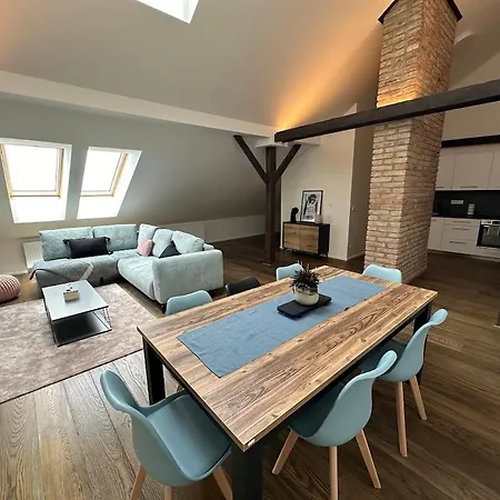 Loft Апартаменты *
