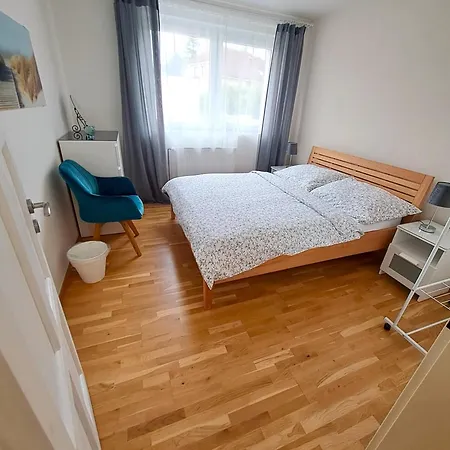 Apartment Apartmanovy Dum Se Zahradou V Klidne Casti Prahy