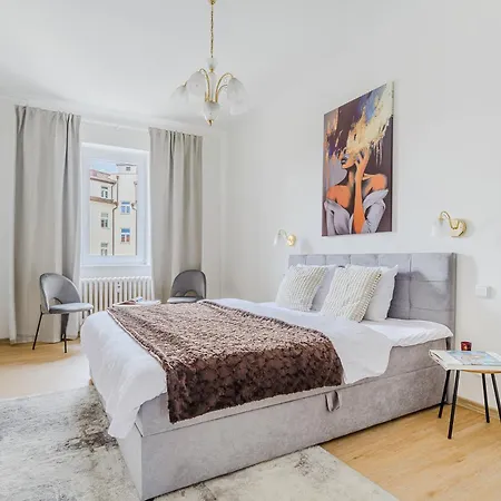 Apartment With 3 Bedroom For Family
