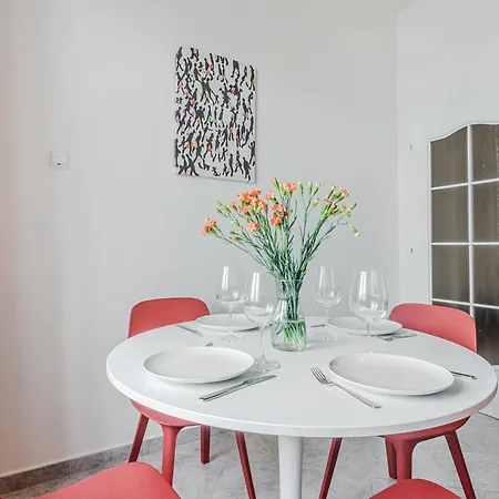 Apartment With 3 Bedroom For Family Prague