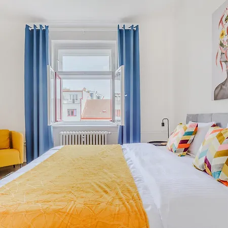 Apartment With 3 Bedroom For Family Prague