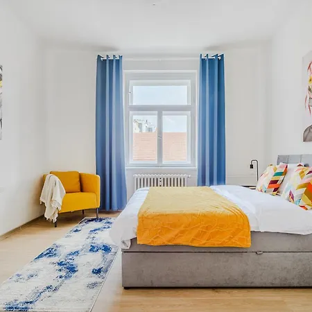 With 3 Bedroom For Family *