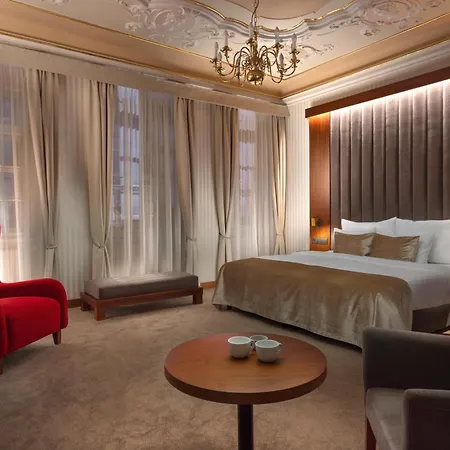 Hotel Pod Vezi 4*