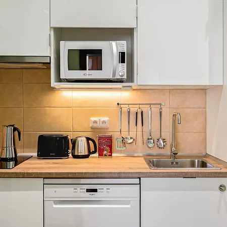 Apartment Oasis At Charles Square Prague