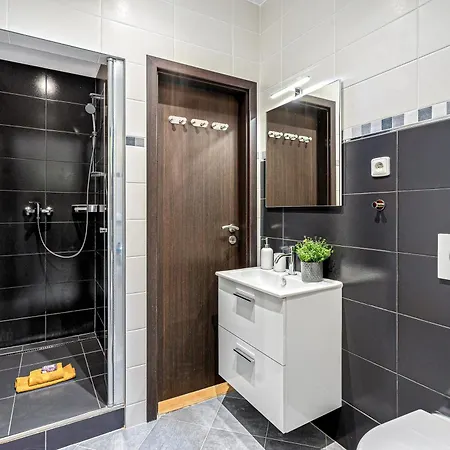 Apartment Oasis At Charles Square