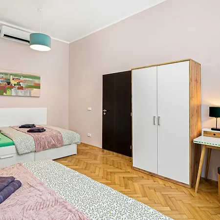 Oasis At Charles Square Apartment Prague