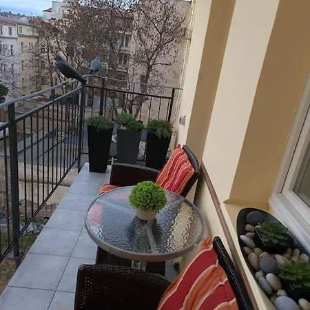 Apartment Cozy In The Of 2 Prague