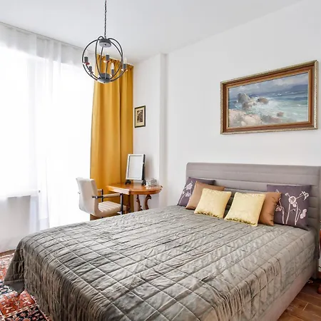 Apartment Melody