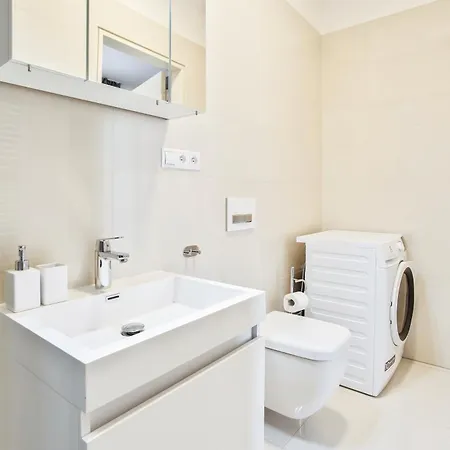 Melody Apartment *