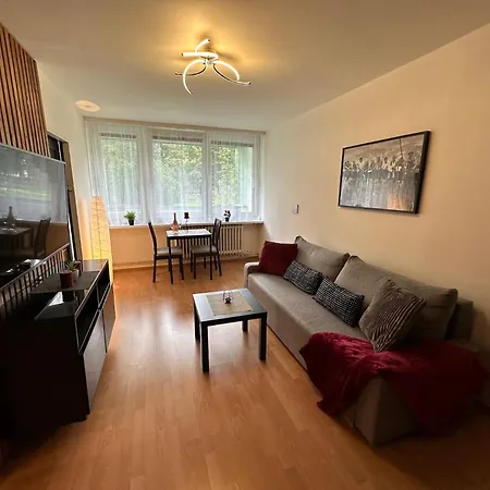 Cozy Near Centre Apartment Prag