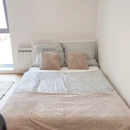 Apartment Crystal 404