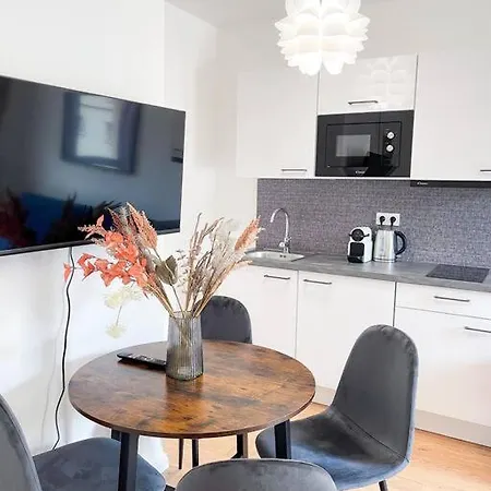 Crystal 404 Apartment Prague