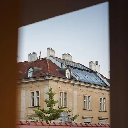 Azure - Cozy Center With Balcony * Prague