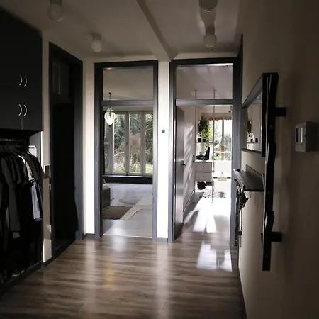Large 120m With Garden And Cat Near Zoo Apartament *
