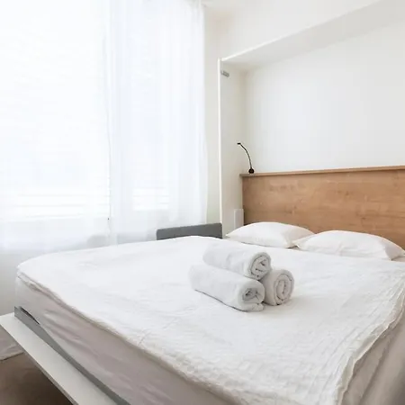 Tiny Flat, 1gb Wifi, Smart Tv, Air Condition Апартаменты *