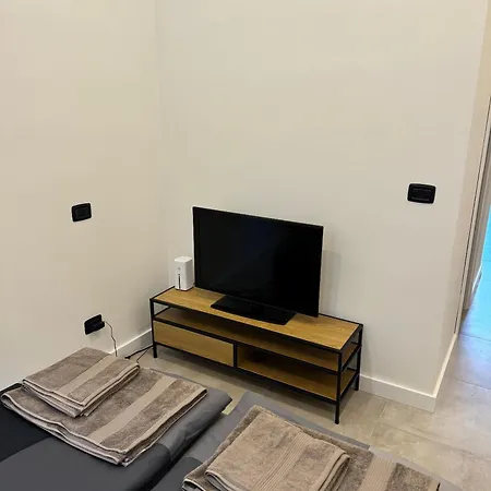 Apartment Cool With Small Balcony Near Florenc