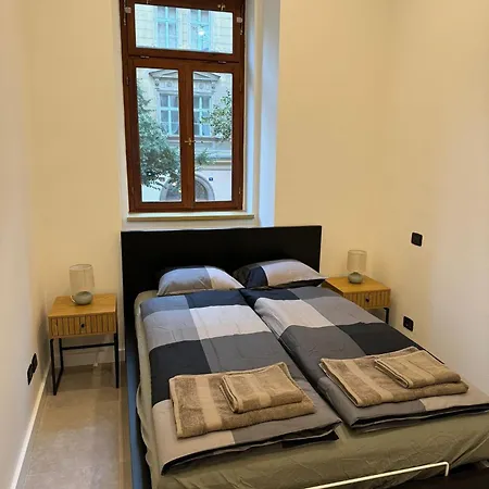 Cool With Small Balcony Near Florenc Apartment *