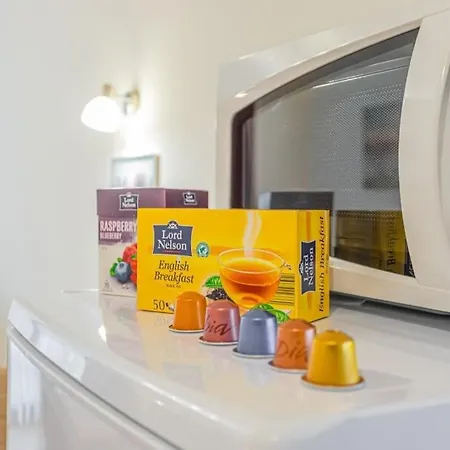 דירה Flat With Bathtub & Balcony, Only 12min Centrum, 200mb Wifi *